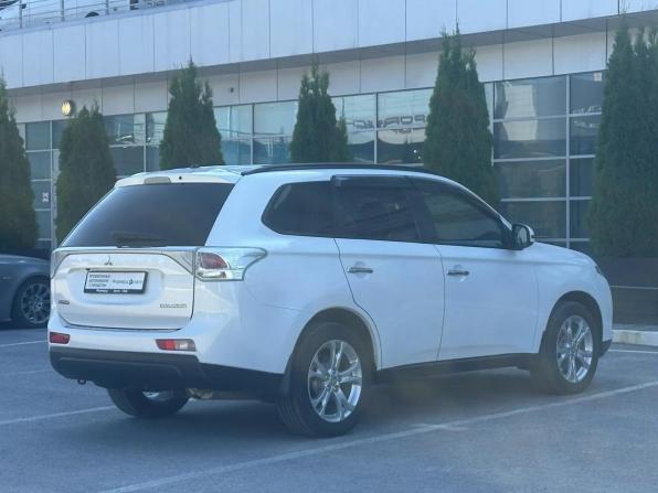 Mitsubishi Outlander III с пробегом 2013 года, цена 1 420 000 рублей, 230000 км, внедорожник, Автокод Объявления