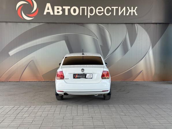 Volkswagen Polo V Рестайлинг с пробегом 2019 года, цена 950 000 рублей, 189650 км, седан, Автокод Объявления