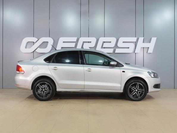 Volkswagen Polo V с пробегом 2014 года, цена 1 039 000 рублей, 191769 км, седан, Автокод Объявления