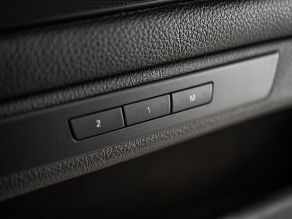 BMW 5 серии VI (F10/F11/F07) с пробегом 2012 года, цена 1 825 000 рублей, 171684 км, универсал, Автокод Объявления