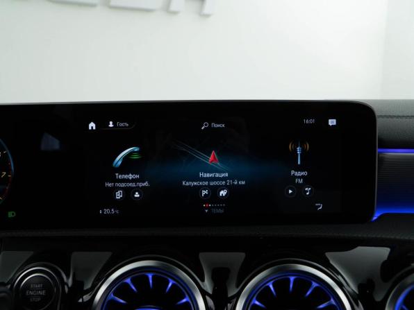 Mercedes-Benz CLA II (C118 X118) с пробегом 2019 года, цена 3 298 999 рублей, 84059 км, седан, Автокод Объявления