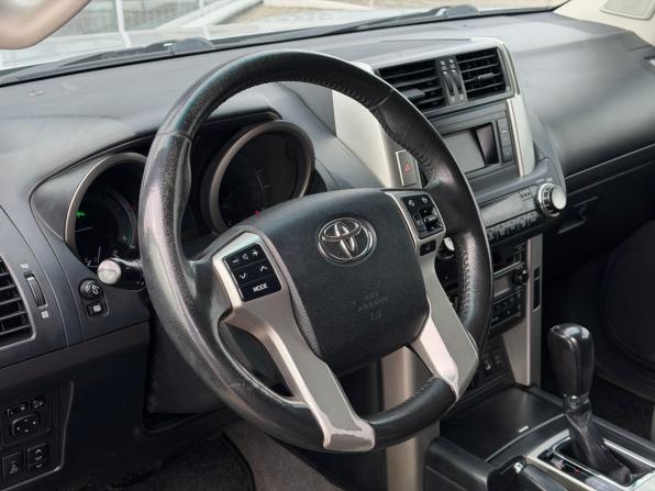 Toyota Land Cruiser Prado 150 Series с пробегом 2013 года, цена 2 749 000 рублей, 234000 км, внедорожник, Автокод Объявления