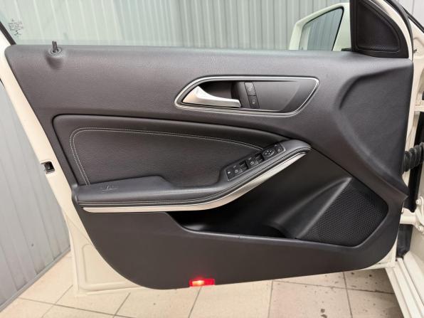 Mercedes-Benz A-Класс III (W176) с пробегом 2014 года, цена 1 239 000 рублей, 239977 км, хэтчбек, Автокод Объявления