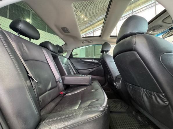 Hyundai Sonata VI (YF) с пробегом 2012 года, цена 1 410 000 рублей, 95036 км, седан, Автокод Объявления