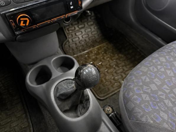 Toyota Yaris I с пробегом 2002 года, цена 299 000 рублей, 295075 км, хэтчбек, Автокод Объявления