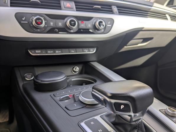 Audi A4 allroad V (B9) с пробегом 2017 года, цена 2 995 000 рублей, 128017 км, универсал, Автокод Объявления