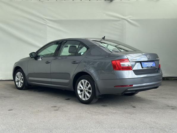 Skoda Octavia III (A7) Рестайлинг с пробегом 2018 года, цена 1 740 000 рублей, 148900 км, лифтбек, Автокод Объявления