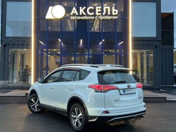 Toyota RAV4 IV (XA40) Рестайлинг с пробегом 2017 года, цена 2 299 000 рублей, 191000 км, внедорожник, Автокод Объявления