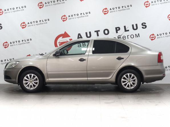 Skoda Octavia II (A5) Рестайлинг с пробегом 2010 года, цена 699 000 рублей, 305500 км, лифтбек, Автокод Объявления