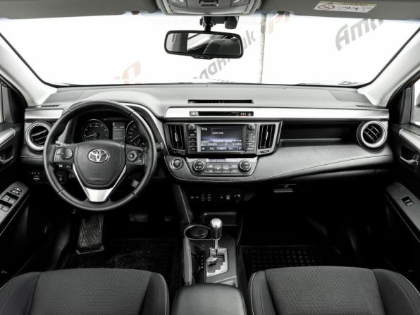 Toyota RAV4 IV (XA40) Рестайлинг с пробегом 2017 года, цена 2 335 000 рублей, 98204 км, внедорожник, Автокод Объявления