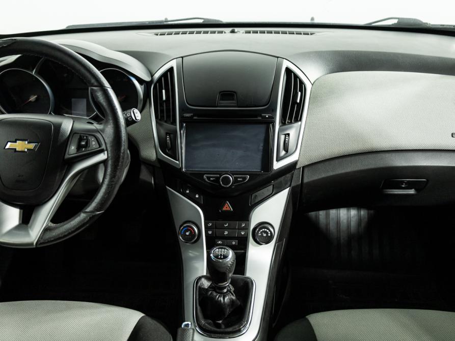 Chevrolet Cruze I Рестайлинг Санкт-Петербург  - изображение 14