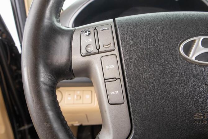 Hyundai Grand Starex I с пробегом 2011 года, цена 1 649 000 рублей, 218000 км, минивэн, Автокод Объявления