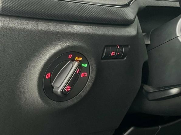 Volkswagen Polo VI с пробегом 2021 года, цена 1 650 000 рублей, 38807 км, лифтбек, Автокод Объявления