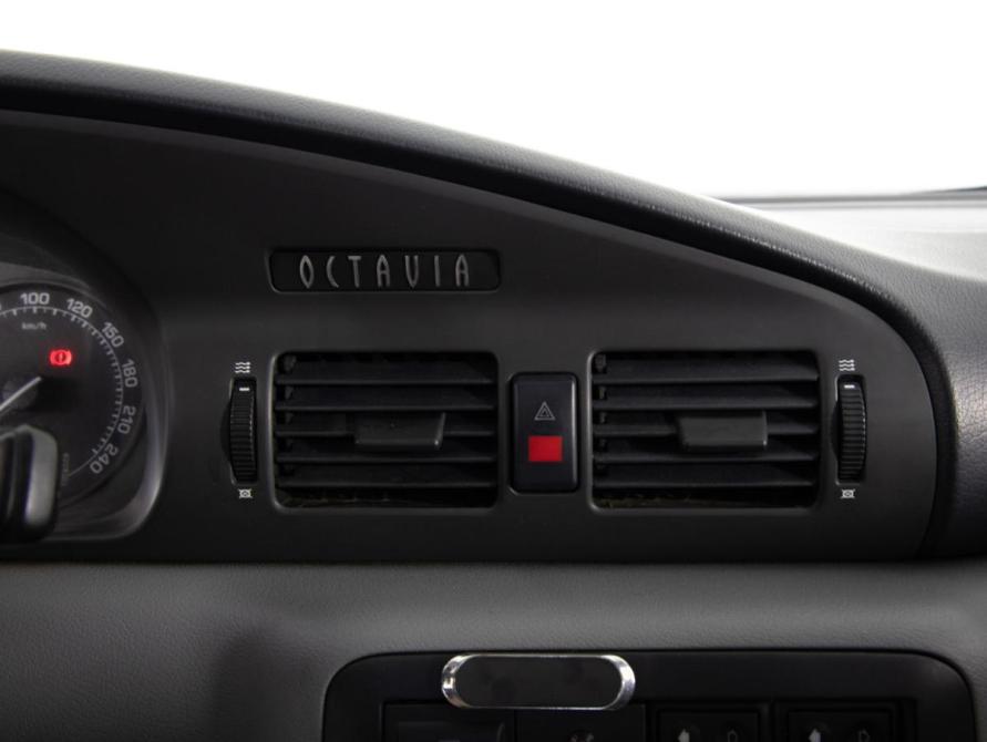 Skoda Octavia I (A4) Рестайлинг Санкт-Петербург  - изображение 13