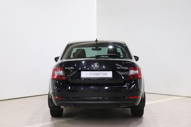 Skoda Octavia III (A7) Рестайлинг с пробегом 2018 года, цена 1 875 000 рублей, 125474 км, лифтбек, Автокод Объявления