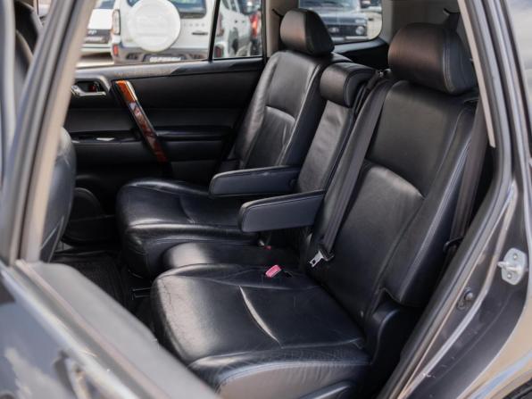 Toyota Highlander II (XU40) Рестайлинг с пробегом 2011 года, цена 2 299 000 рублей, 143033 км, внедорожник, Автокод Объявления