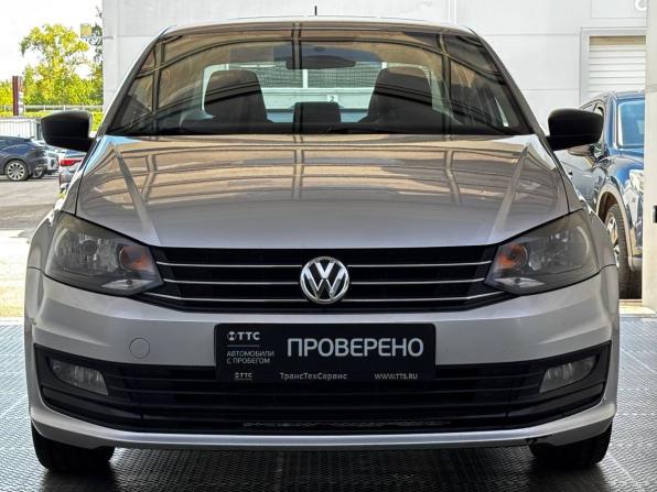 Volkswagen Polo V Рестайлинг с пробегом 2018 года, цена 910 000 рублей, 217339 км, седан, Автокод Объявления