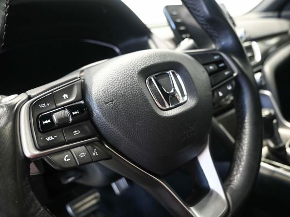 Honda Accord X Рестайлинг с пробегом 2022 года, цена 2 799 900 рублей, 110000 км, седан, Автокод Объявления