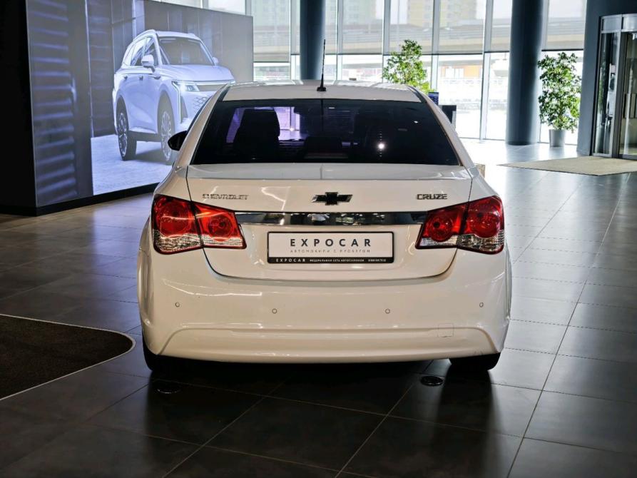 Chevrolet Cruze I Рестайлинг Тюмень  - изображение 5