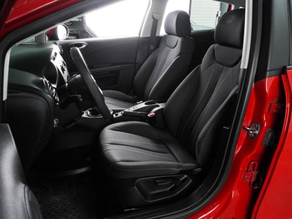 SEAT Leon II Рестайлинг с пробегом 2012 года, цена 769 000 рублей, 137218 км, хэтчбек, Автокод Объявления
