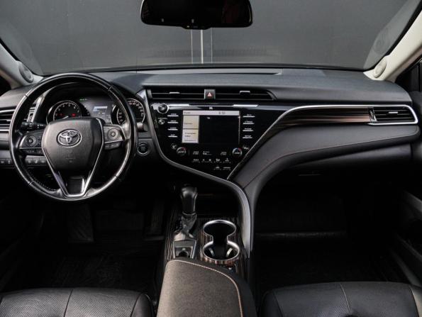 Toyota Camry VIII (XV70) с пробегом 2018 года, цена 2 870 000 рублей, 142322 км, седан, Автокод Объявления