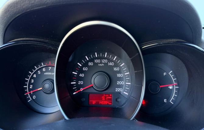 Kia Rio III Рестайлинг с пробегом 2016 года, цена 870 000 рублей, 145983 км, хэтчбек, Автокод Объявления