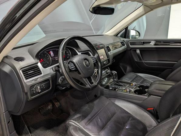 Volkswagen Touareg II Рестайлинг с пробегом 2016 года, цена 2 449 000 рублей, 248985 км, внедорожник, Автокод Объявления