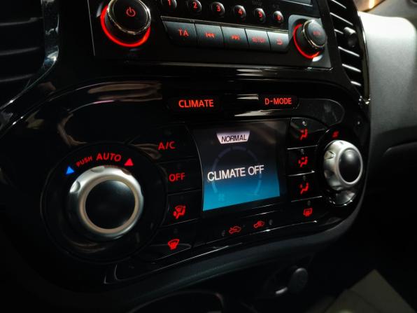 Nissan Juke I с пробегом 2014 года, цена 999 000 рублей, 127204 км, внедорожник, Автокод Объявления