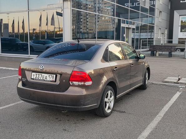 Volkswagen Polo V с пробегом 2014 года, цена 659 000 рублей, 175000 км, седан, Автокод Объявления