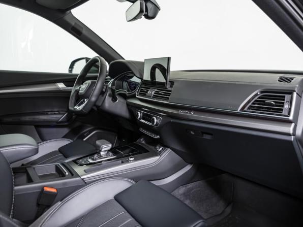 Audi Q5 II (FY) Рестайлинг с пробегом 2025 года, цена 5 818 000 рублей, 8200 км, внедорожник, Автокод Объявления