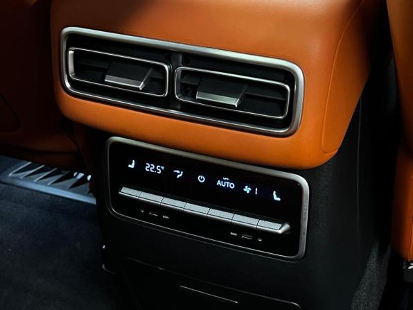 Li Auto (Lixiang) L7 I с пробегом 2023 года, цена 6 290 000 рублей, 36963 км, внедорожник, Автокод Объявления