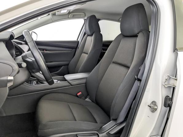 Mazda 3 IV (BP) с пробегом 2019 года, цена 1 965 000 рублей, 87602 км, седан, Автокод Объявления