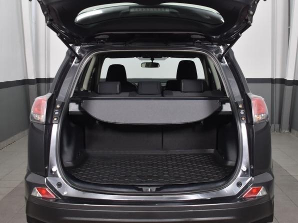 Toyota RAV4 IV (XA40) Рестайлинг с пробегом 2016 года, цена 2 249 999 рублей, 213697 км, внедорожник, Автокод Объявления