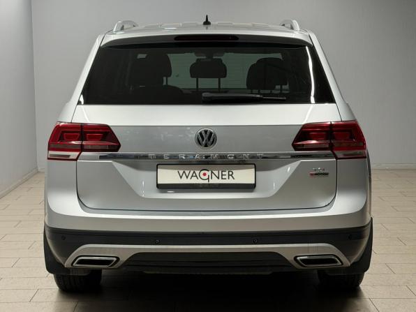 Volkswagen Teramont I с пробегом 2018 года, цена 2 290 000 рублей, 231759 км, внедорожник, Автокод Объявления