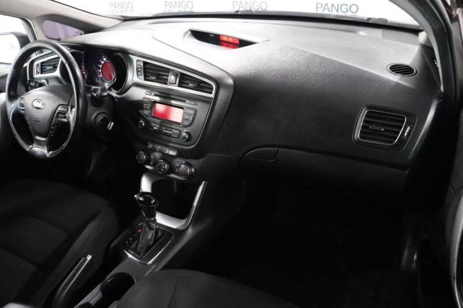 Kia Ceed II Рестайлинг с пробегом 2018 года, цена 997 000 рублей, 154000 км, хэтчбек, Автокод Объявления