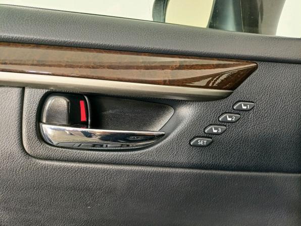 Lexus ES VI с пробегом 2013 года, цена 1 649 000 рублей, 240000 км, седан, Автокод Объявления