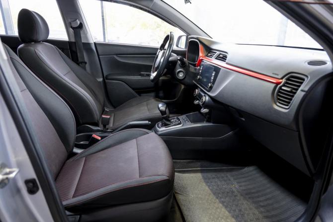 Kia Rio IV Рестайлинг с пробегом 2021 года, цена 2 300 000 рублей, 168135 км, хэтчбек, Автокод Объявления