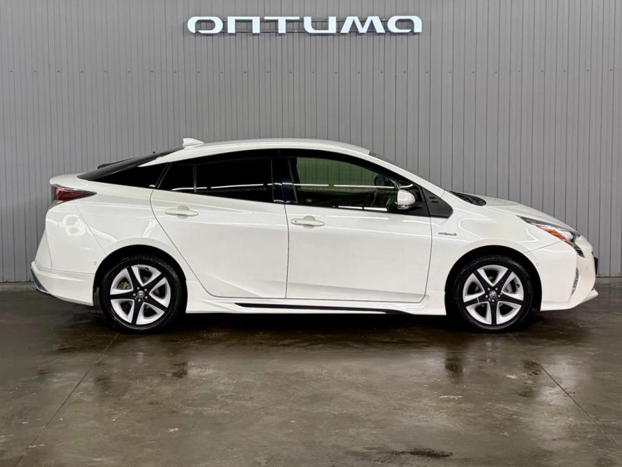 Toyota Prius IV (XW50) Краснодар  - изображение 4