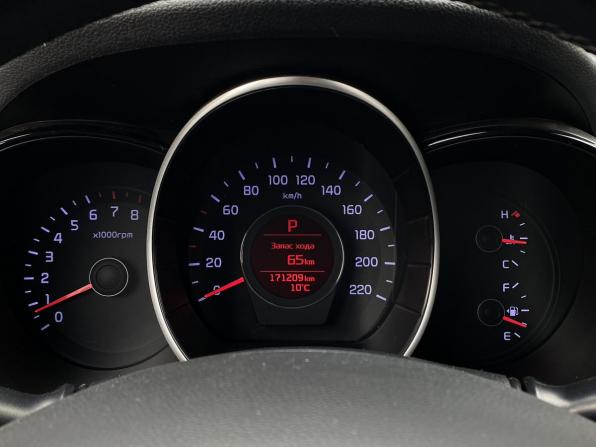 Kia Rio III Рестайлинг с пробегом 2016 года, цена 939 000 рублей, 171207 км, седан, Автокод Объявления