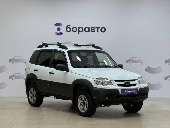 Chevrolet Niva I Рестайлинг с пробегом 2019 года, цена 860 000 рублей, 99878 км, внедорожник, Автокод Объявления