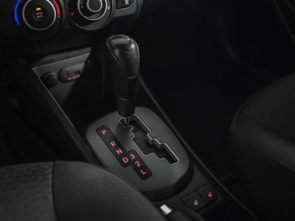 Kia Rio III с пробегом 2012 года, цена 605 000 рублей, 289000 км, седан, Автокод Объявления