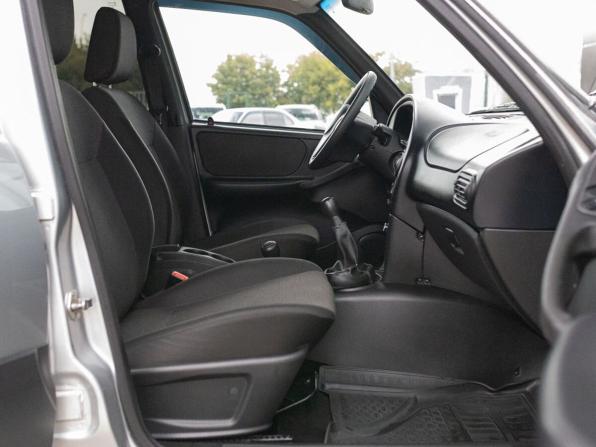 Chevrolet Niva I Рестайлинг с пробегом 2019 года, цена 750 000 рублей, 137245 км, внедорожник, Автокод Объявления