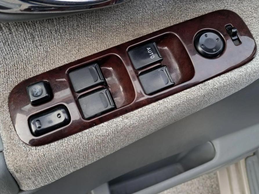 Suzuki Grand Vitara I Рестайлинг Санкт-Петербург  - изображение 12