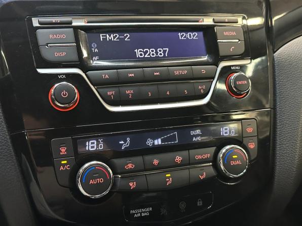Nissan Qashqai II с пробегом 2014 года, цена 1 390 000 рублей, 137635 км, внедорожник, Автокод Объявления