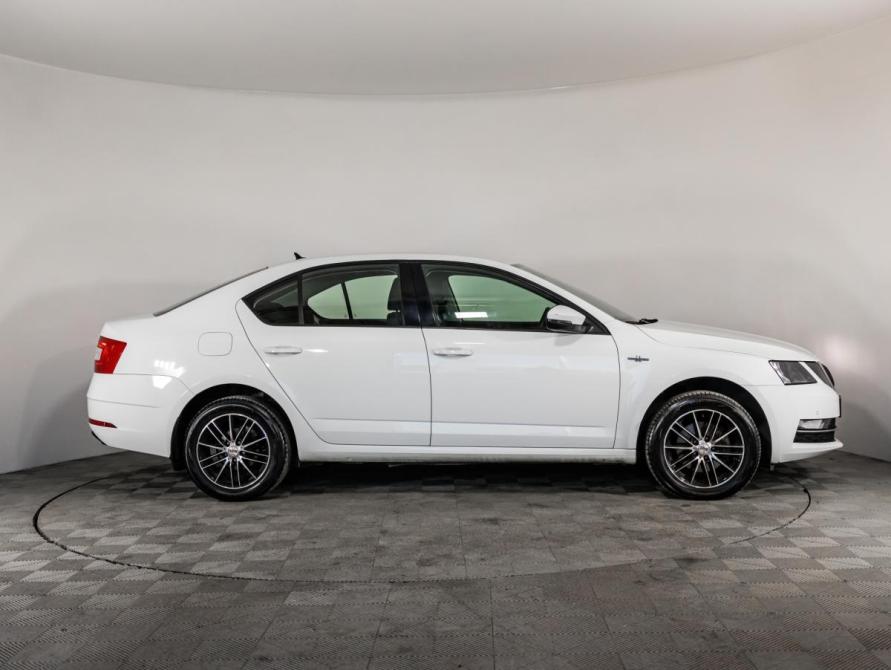 Skoda Octavia III (A7) Рестайлинг Санкт-Петербург  - изображение 4