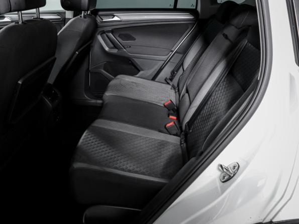 Volkswagen Tiguan II с пробегом 2018 года, цена 2 300 000 рублей, 129558 км, внедорожник, Автокод Объявления