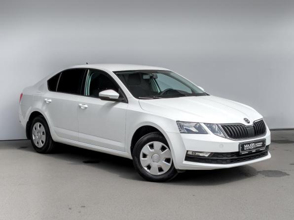 Skoda Octavia III (A7) Рестайлинг с пробегом 2019 года, цена 1 852 500 рублей, 77926 км, лифтбек, Автокод Объявления