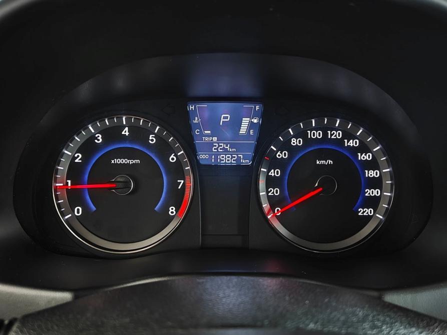 Hyundai Solaris I Москва  - изображение 12