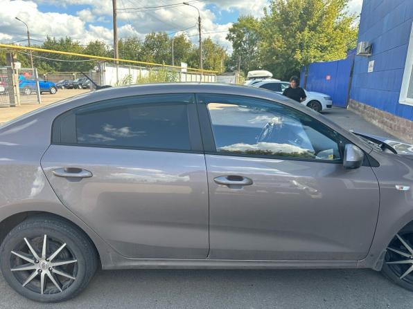 Kia Rio IV с пробегом 2019 года, цена 1 370 000 рублей, 139837 км, седан, Автокод Объявления