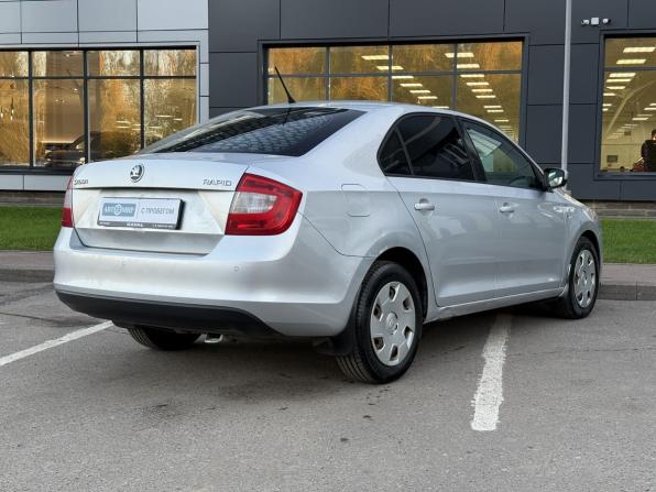 Skoda Rapid I с пробегом 2014 года, цена 699 000 рублей, 237348 км, лифтбек, Автокод Объявления